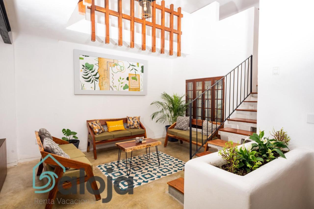 Vica Guest House Con Piscina En La Entrada De La Zona Hotelera Канкун Экстерьер фото