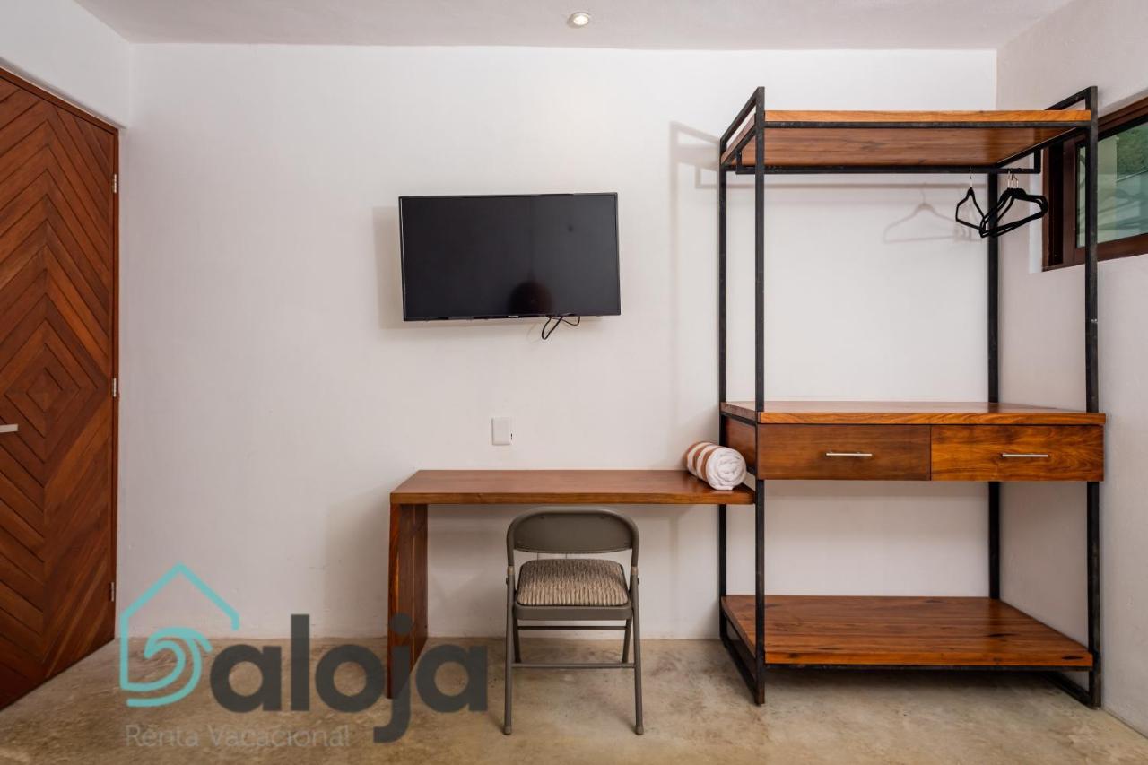 Vica Guest House Con Piscina En La Entrada De La Zona Hotelera Канкун Экстерьер фото