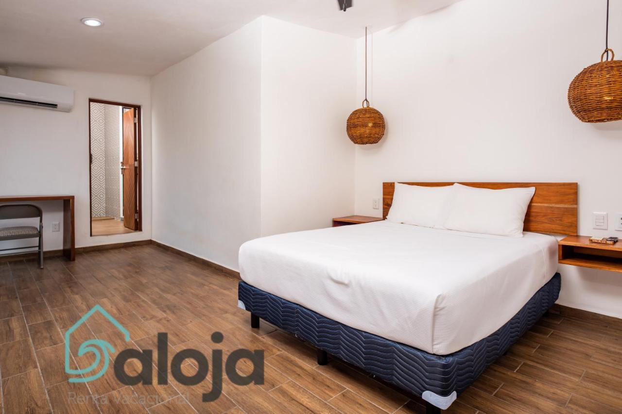 Vica Guest House Con Piscina En La Entrada De La Zona Hotelera Канкун Экстерьер фото