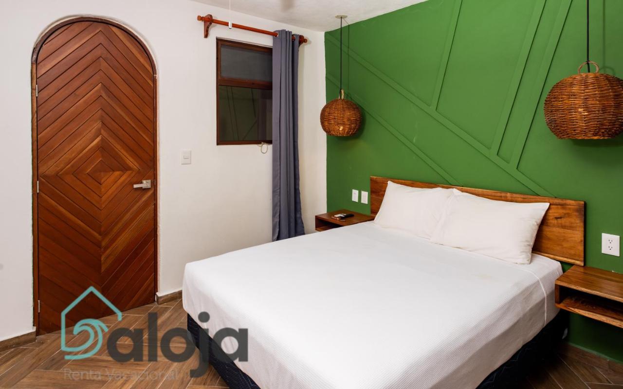 Vica Guest House Con Piscina En La Entrada De La Zona Hotelera Канкун Экстерьер фото