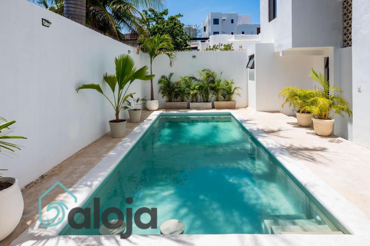 Vica Guest House Con Piscina En La Entrada De La Zona Hotelera Канкун Экстерьер фото