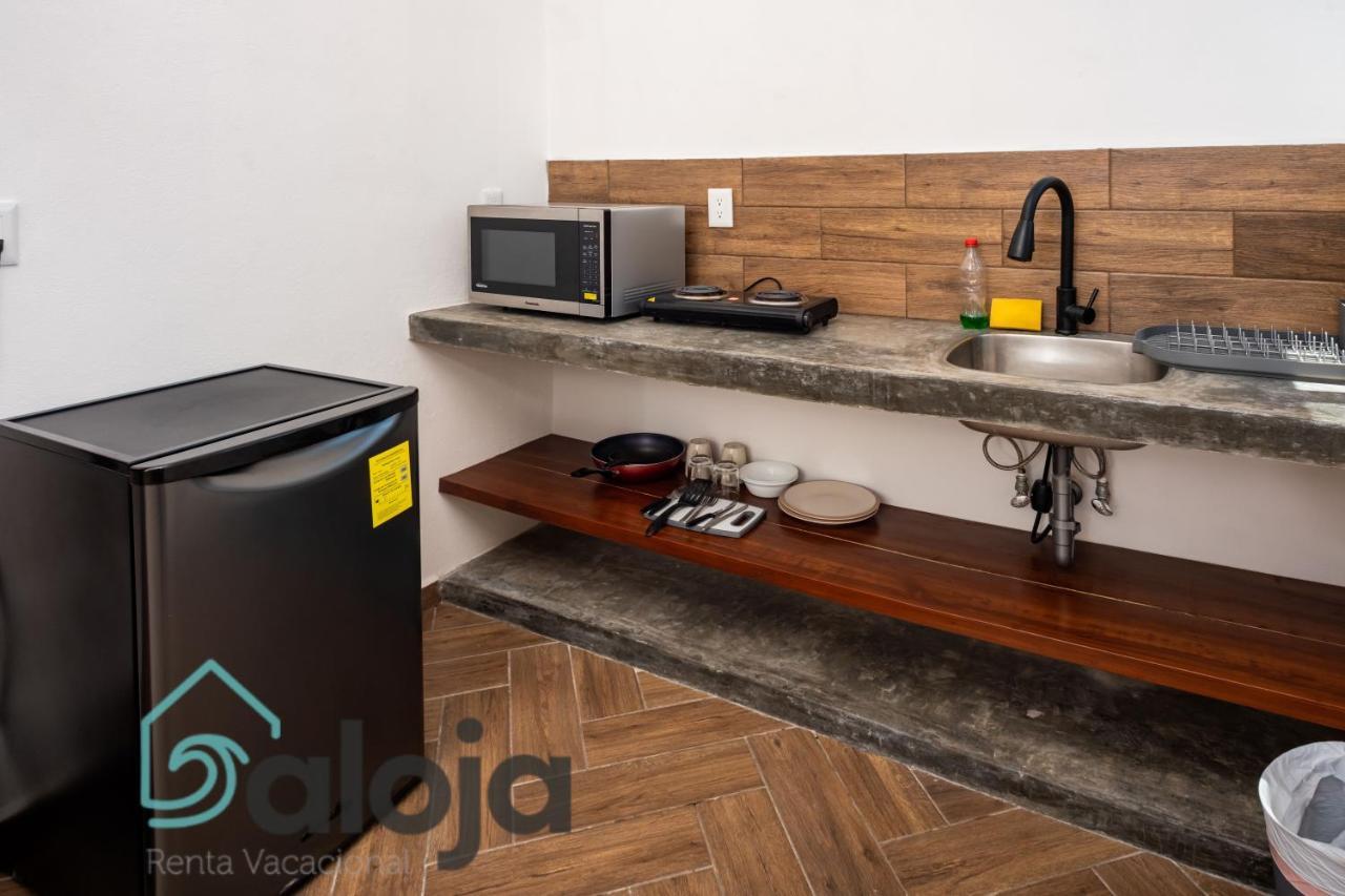 Vica Guest House Con Piscina En La Entrada De La Zona Hotelera Канкун Экстерьер фото
