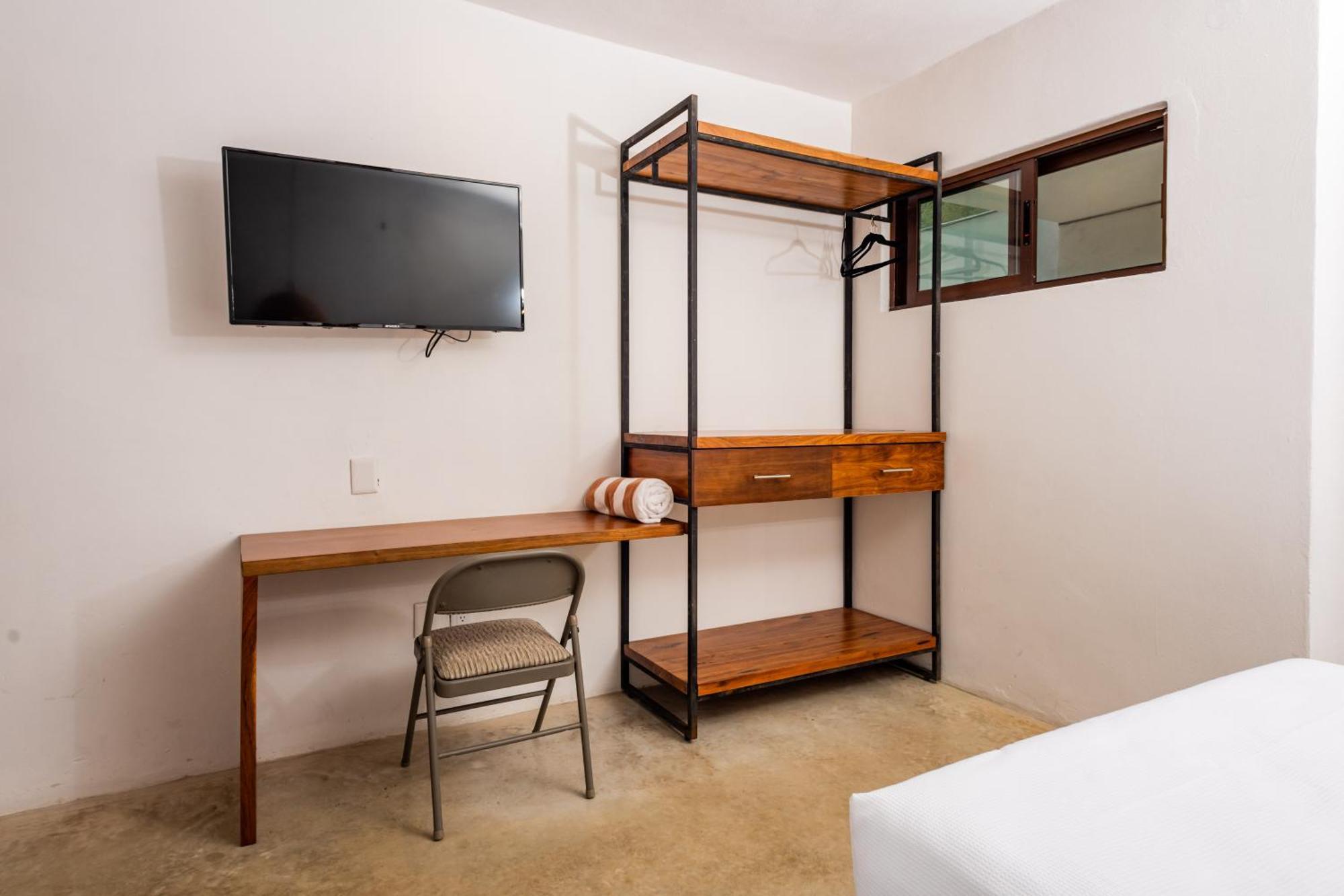 Vica Guest House Con Piscina En La Entrada De La Zona Hotelera Канкун Экстерьер фото